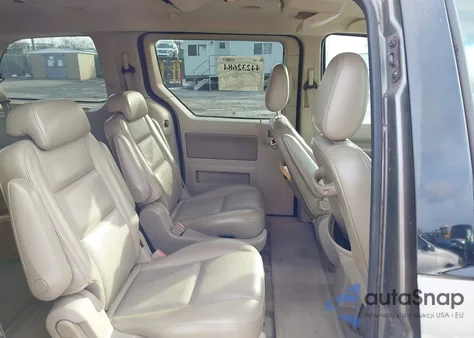 2004 Ford Freestar Limited из США, поврежденный, VIN 2FMDA58294BA83672